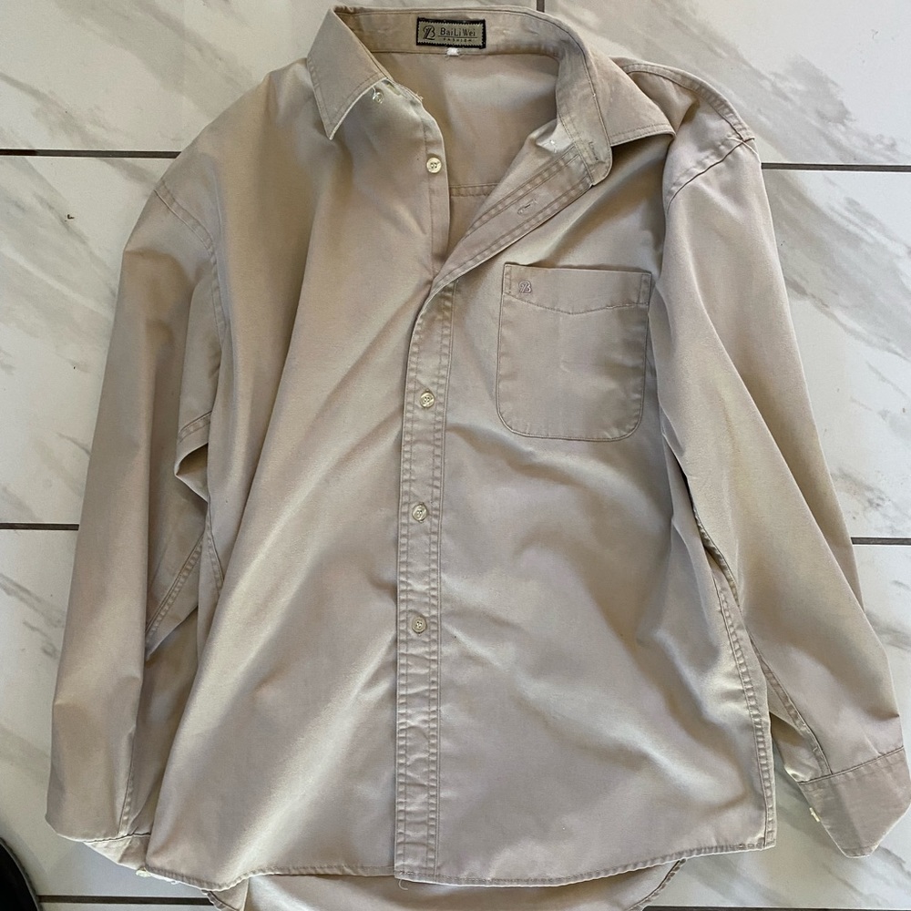 Bai Li Wei dress shirt- size large// medium
